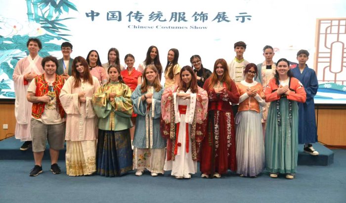 Italian Students Arrive in Sanya for Two-Week Exchange, Completing Hainan-Italy Cultural Circle